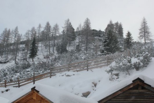 Dem Saisonstart steht in Obertauern aktuell nichts mehr im Wege, der Neuschnee bringt verfrühte Winterstimmung