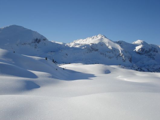Schnee und Sonne wohin das Auge reicht